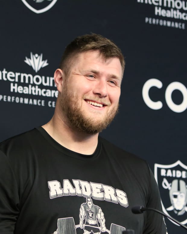 Raiders training Kolton Miller edits May 26 Darrell Craig Harris-6